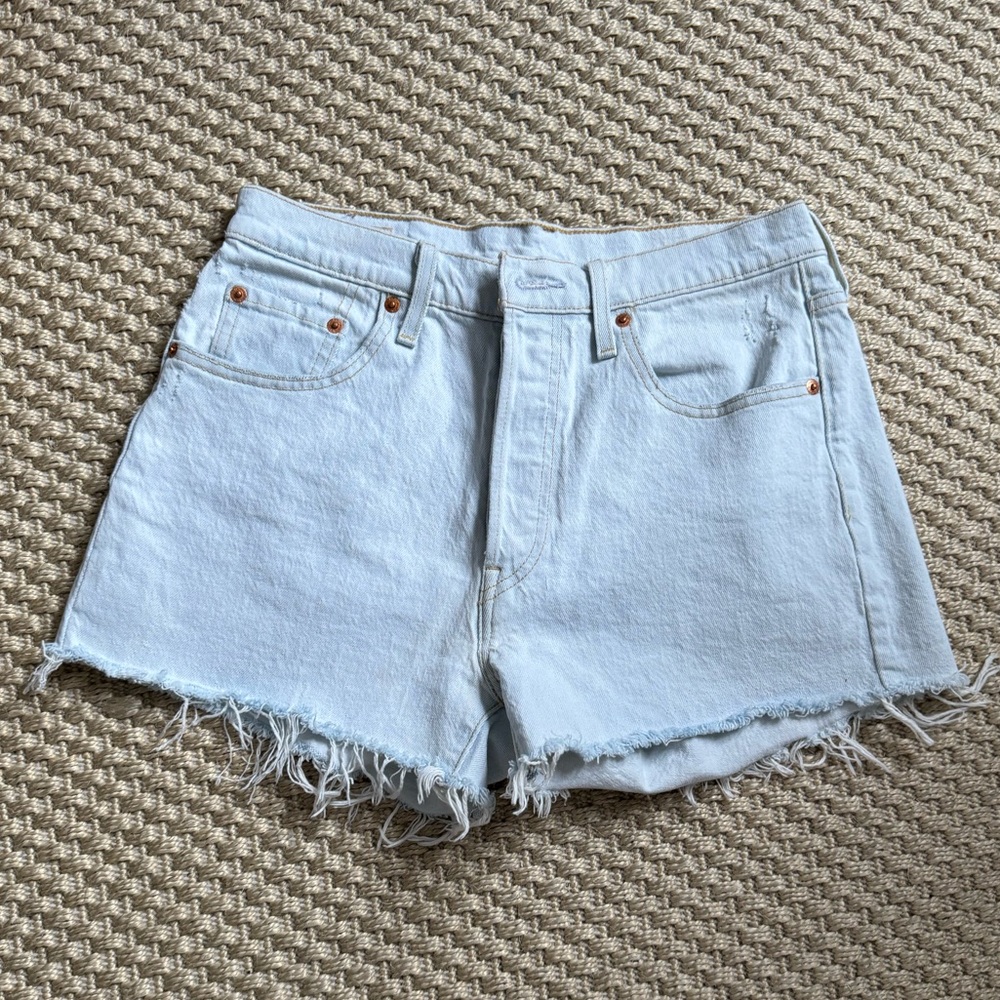 Levi’s 501 Original Shorts in Trace Indigo